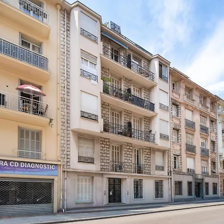 Апартаменты Floor Terrace - Dernier Etage Terrasse Cosy Ницца